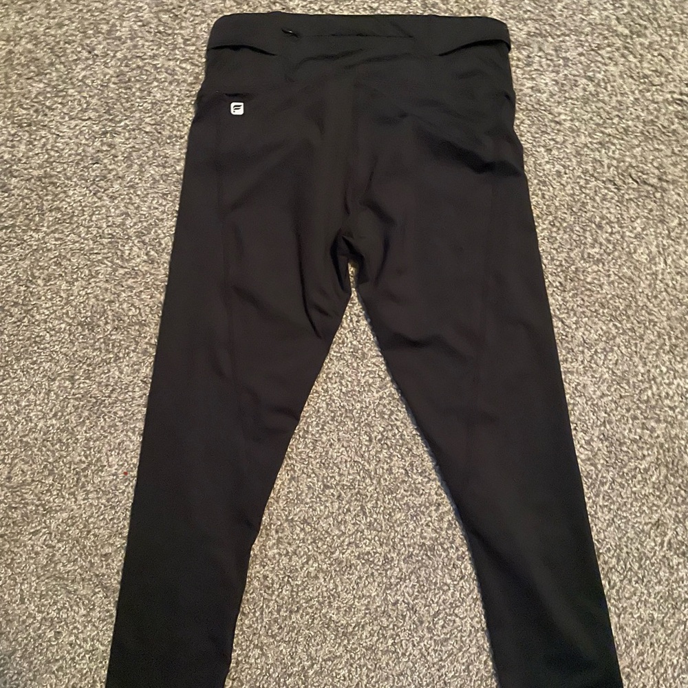 black fabletic leggings
